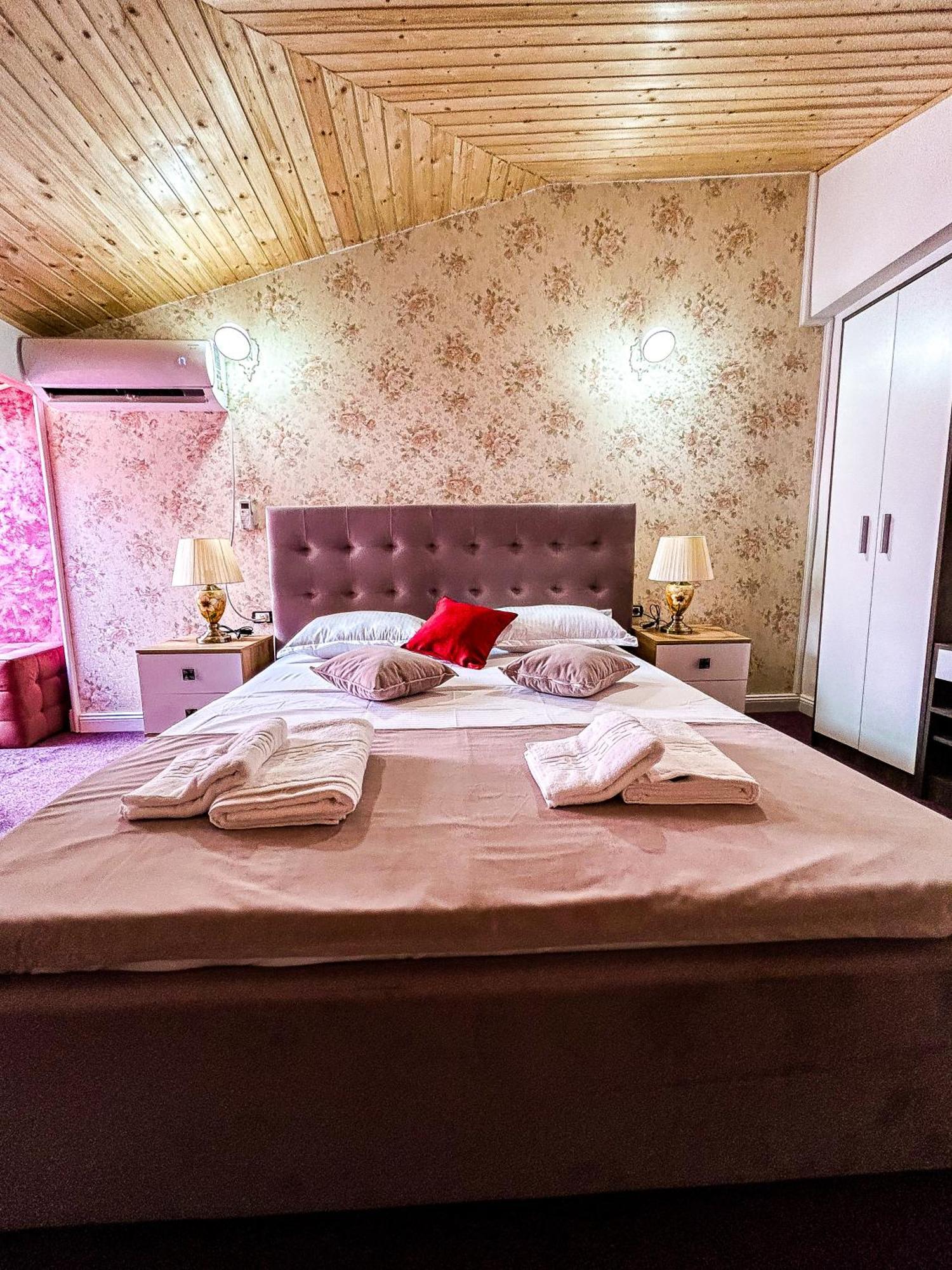 Hotel Boutique Casa Vermont Boekarest Buitenkant foto